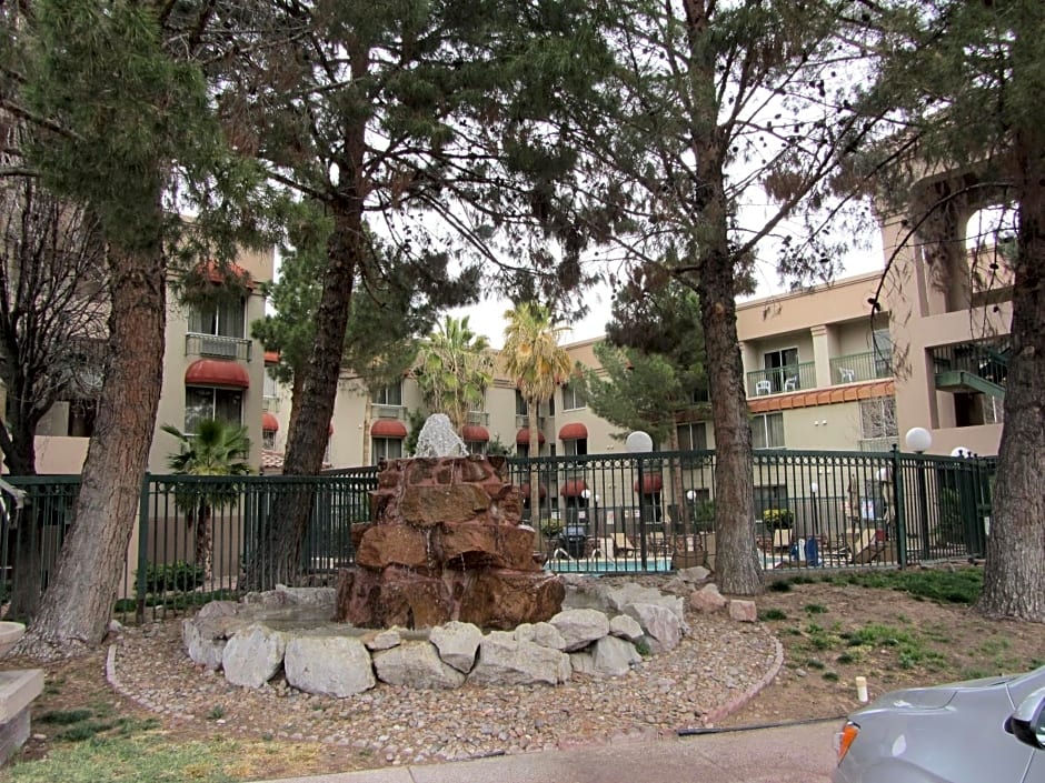 Hawthorn Suites by Wyndham El Paso