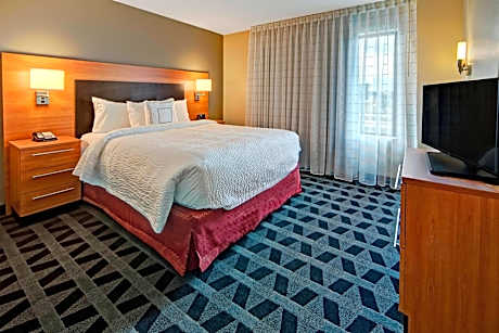 Two-Bedroom Suite with City View