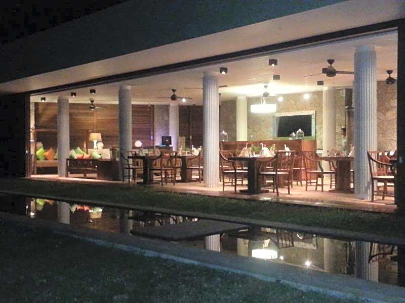 Le Relax Luxury Lodge