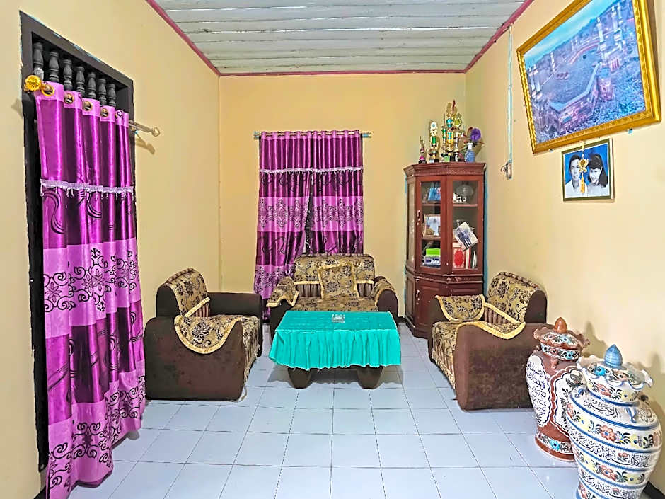 Hotel O Arfan HouseNearDanau Ranau