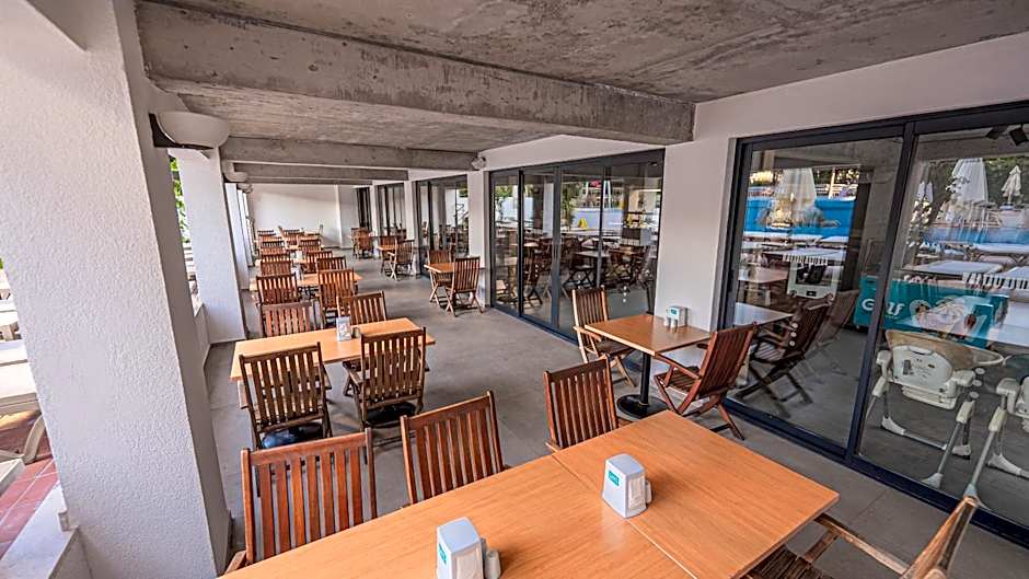 Begonville Hotel