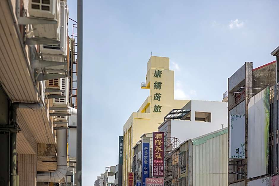 Kindness Hotel Tainan Chihkan Tower