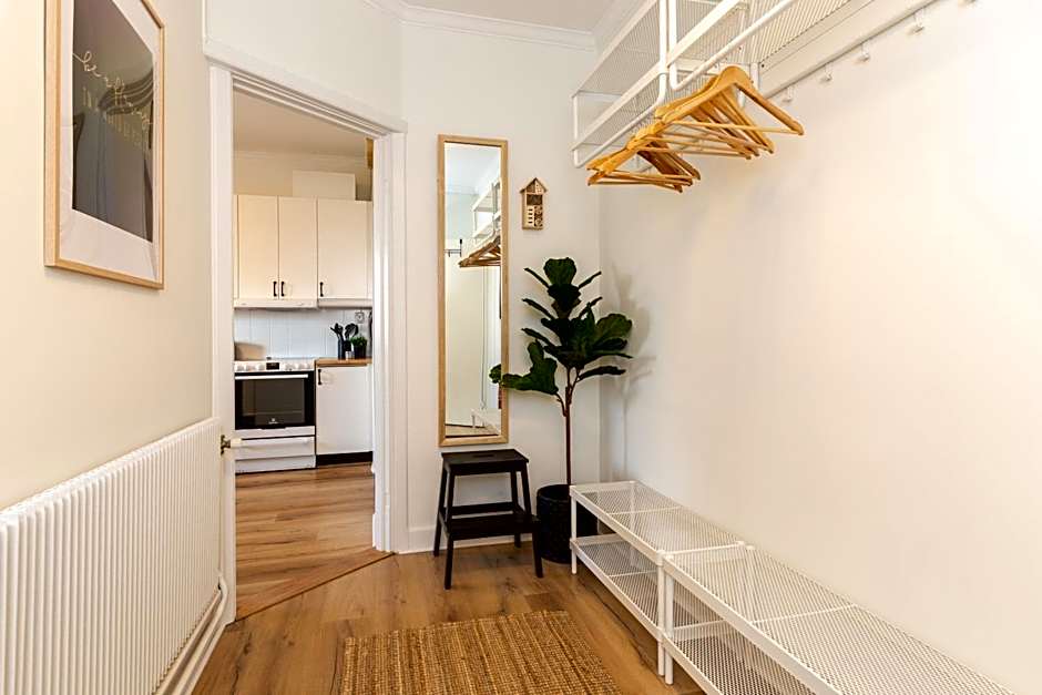 Alyhr Apartments
