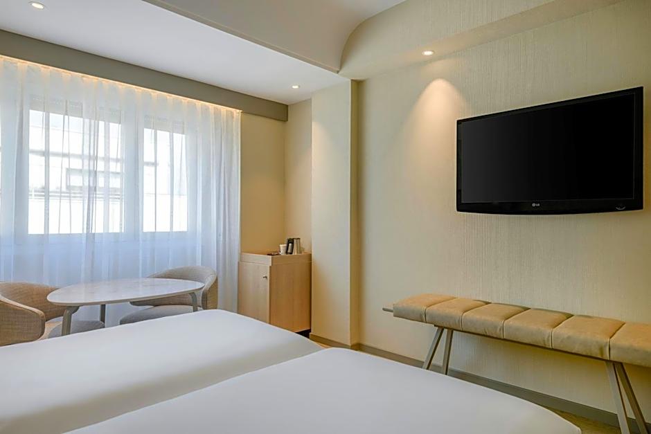 AC Hotel by Marriott Carlton Madrid