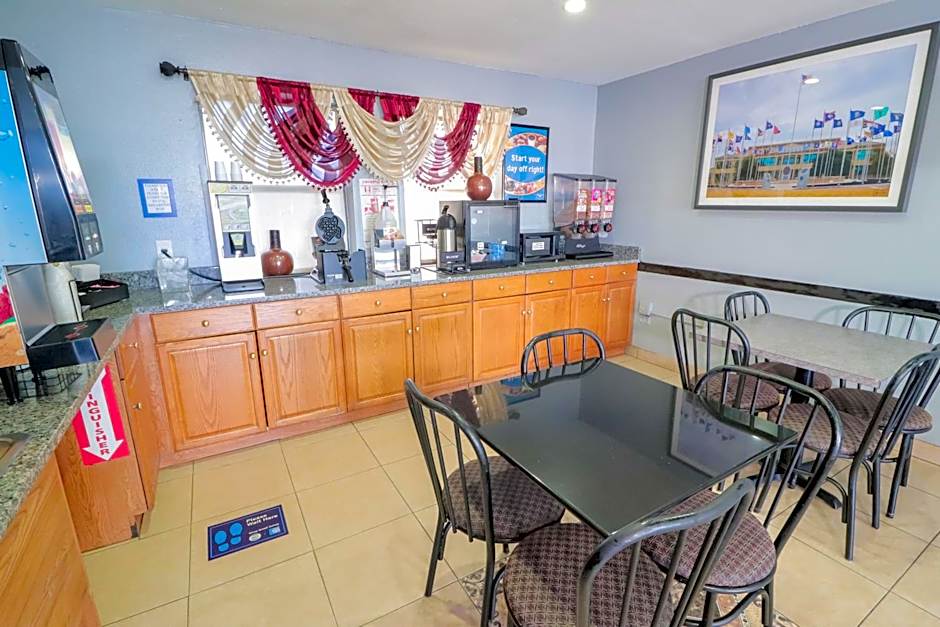 Rodeway Inn San Antonio Lackland AFB - SeaWorld