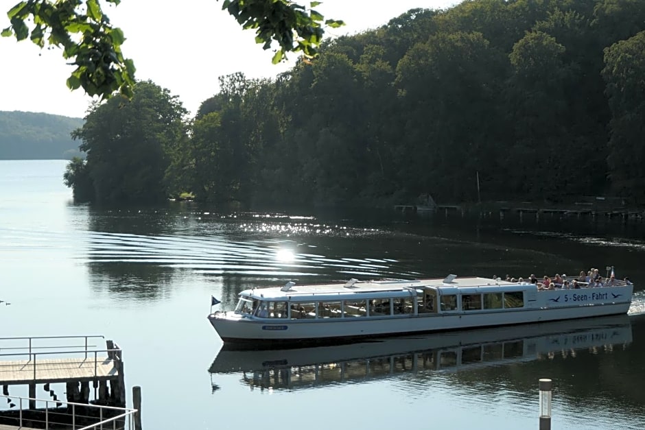 Ferienzimmer Suhrer Seeblick