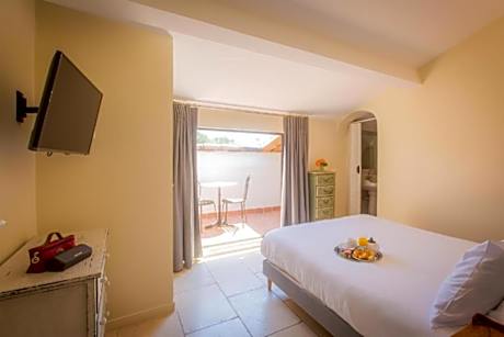 Classic Single Room with Terrace