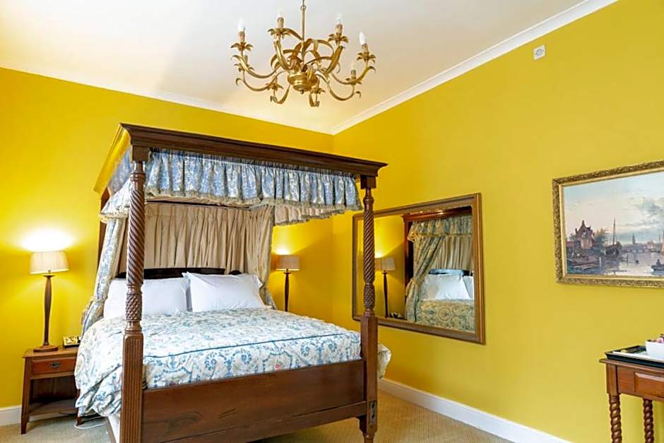 Angel and Royal Hotel