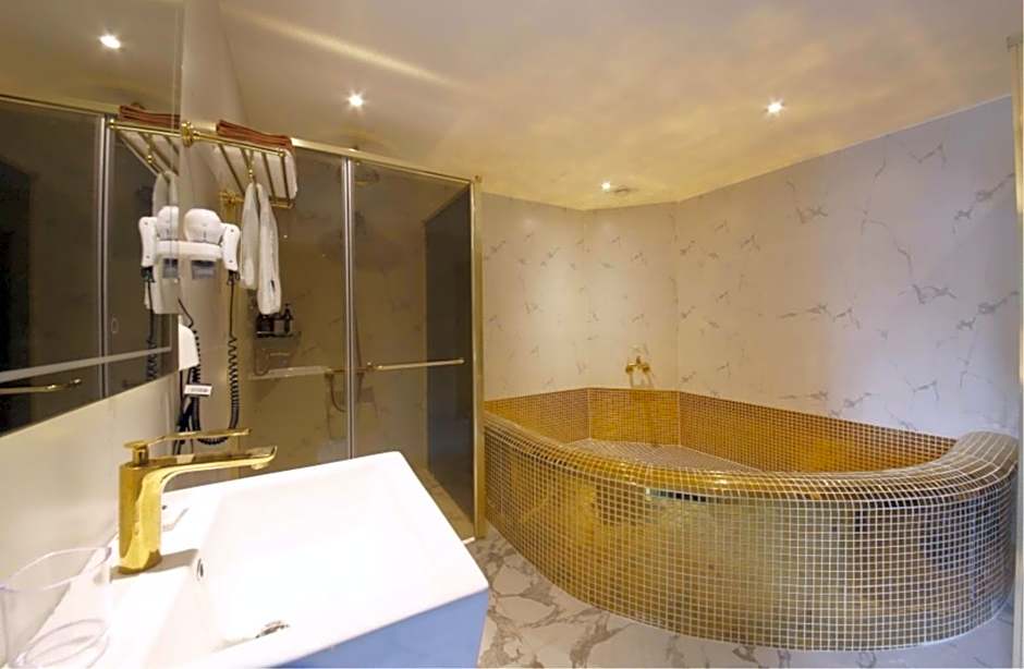 Gimhae Jangyu Stayin Hotel