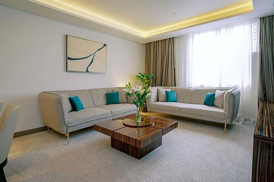 Khalidia Palace Hotel Dubai by Mourouj Gloria