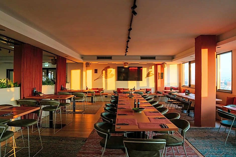 WN LAB Hotel - Stay where Christmas magic lives