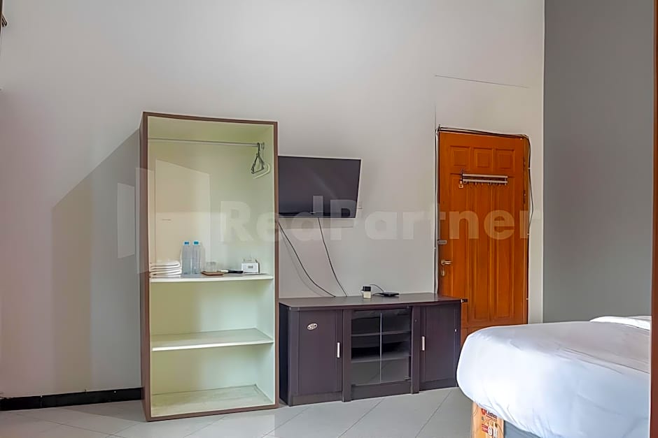 Tjahaja Baroe Syariah Mitra RedDoorz @ Dukuh Kupang