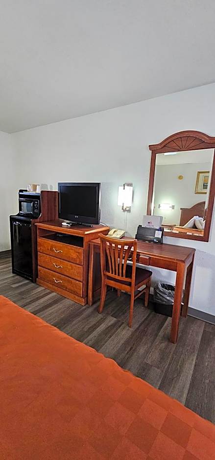 Travel Inn & Suite