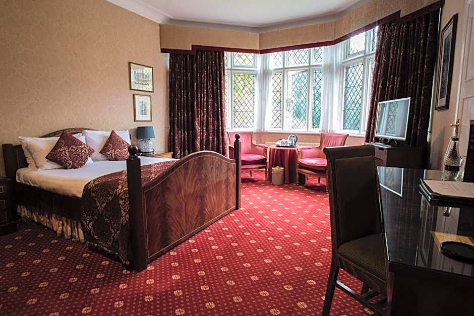 Best Western Plus Grim'S Dyke Hotel