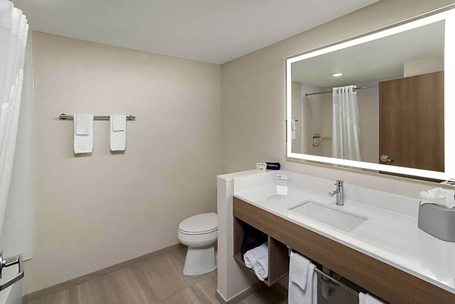 Holiday Inn Express Hattiesburg West Univ Area By IHG