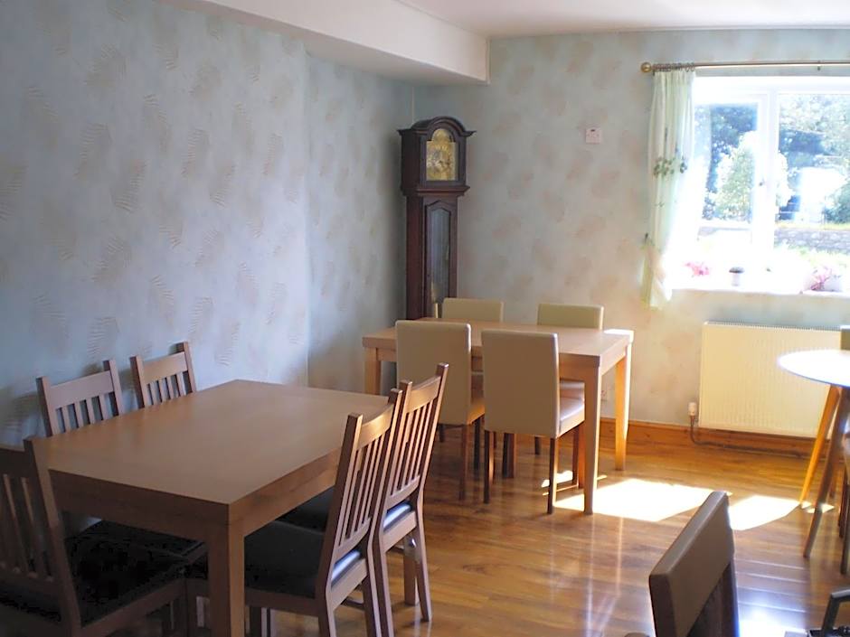 Sportsmans Lodge Bed and Breakfast