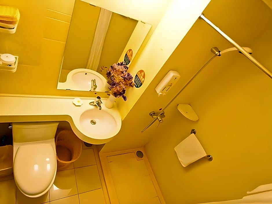 Green Tree Inn Nanjing Zhonghua Gate Subway Station Hotel