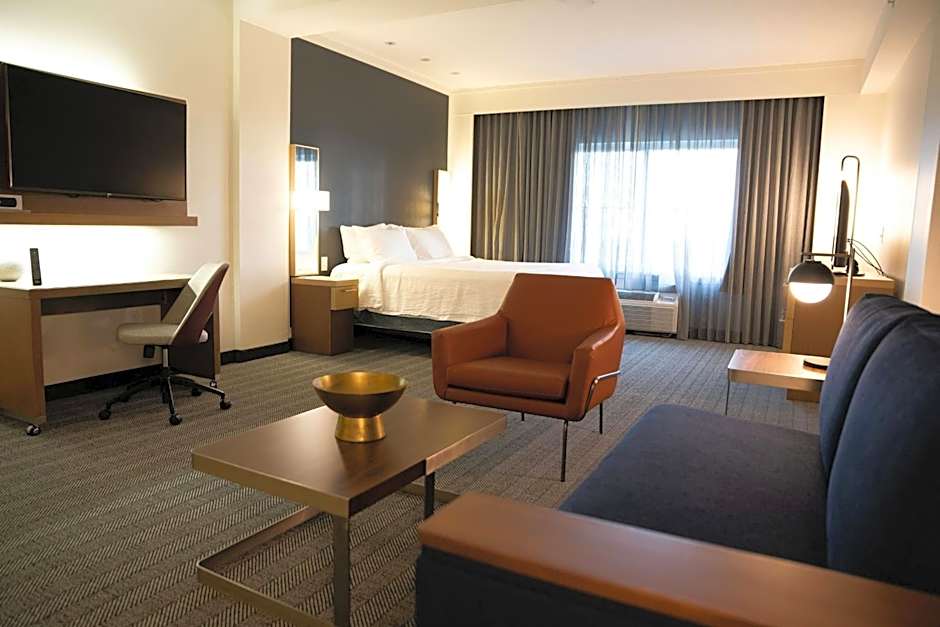 Courtyard by Marriott Philadelphia Springfield