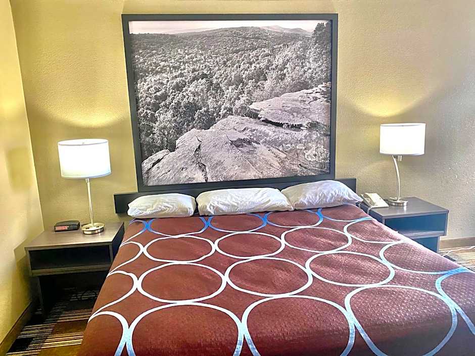 Super 8 by Wyndham Conway