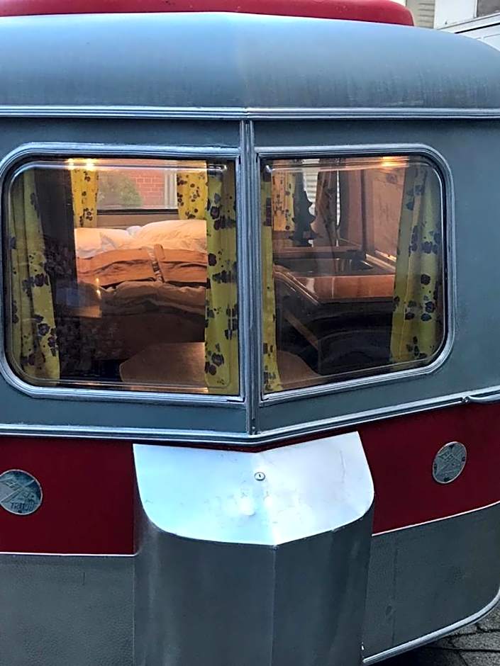 HafenTraum IndoorCampingHostel