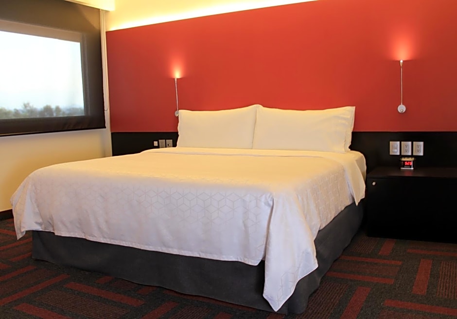 Holiday Inn Mexico Dali Airport By IHG