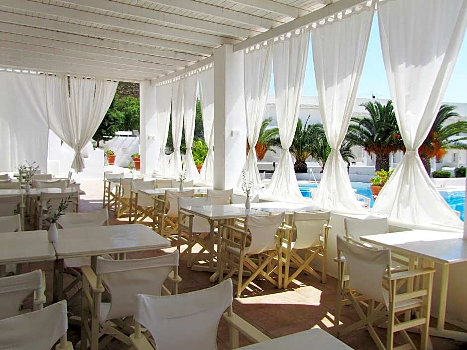 Porto Scoutari Romantic Hotel