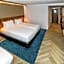 DoubleTree by Hilton Royal Parc Soestduinen