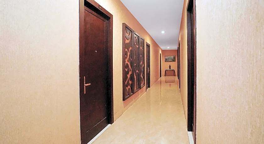 Collection O 252 Istana Permata Ngagel