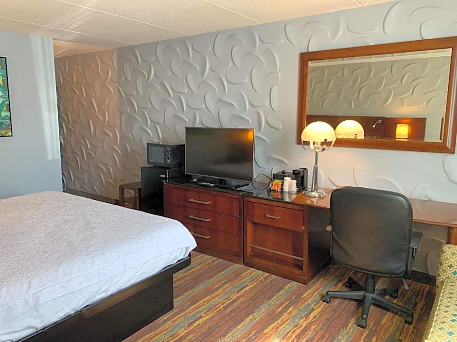 Albany Airport Inn