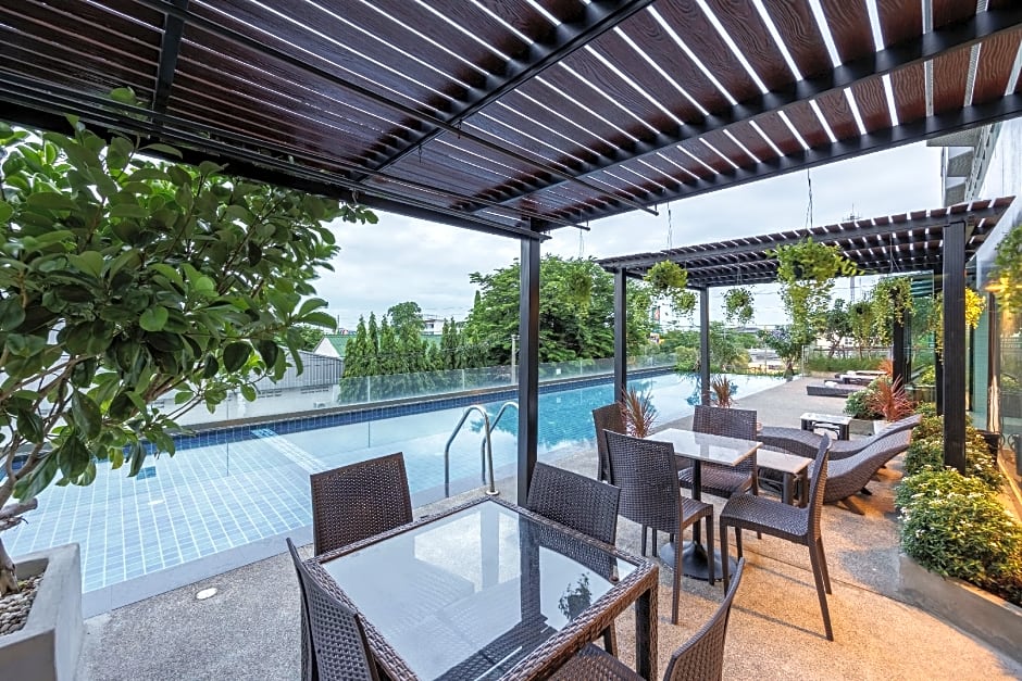 Siam Mandarina Bangkok Suvarnabhumi Airport Hotel (Free Shuttle)