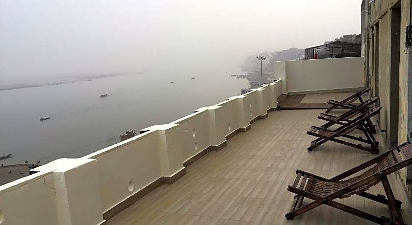 Dwivedi Hotels Sri Omkar Palace