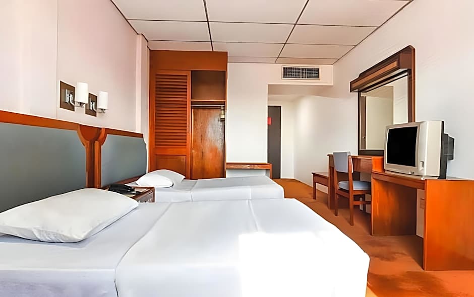 Anika Inn Kluang