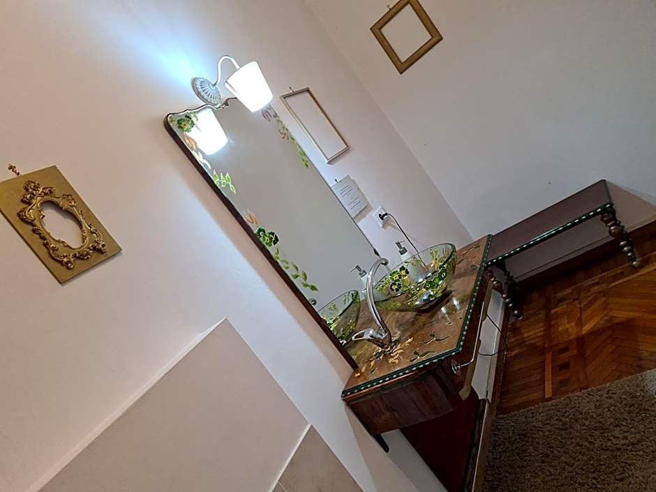 Residenza Rubbiani Fermata Rizzoli – Bologna, KY