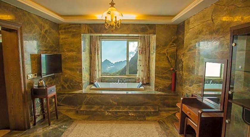 Anshan Camilla Business Hotel