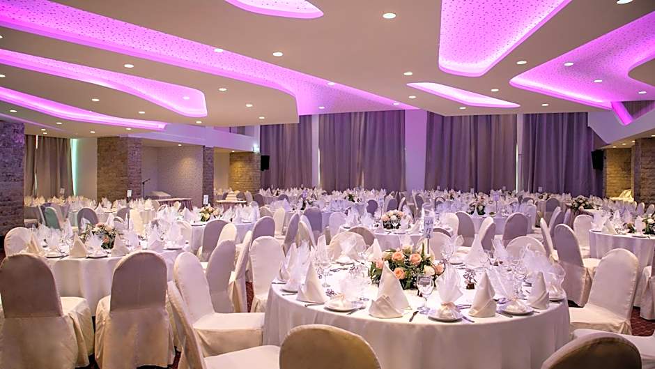 Cleopatra Hotel