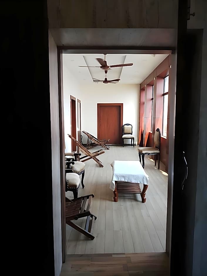 Dwivedi Hotels Sri Omkar Palace