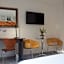 Hotel 104 Art Suites