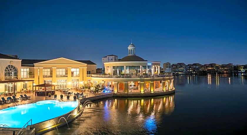 Millennium Lakeview Hotel