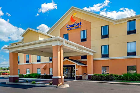 Comfort Inn & Suites Muncie Near University