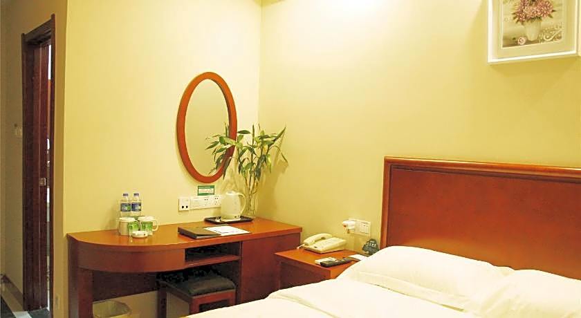 GreenTree Inn Zhenjiang Gaotie Wanda Square Express Hotel