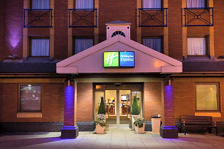 Holiday Inn Express Stoke-On-Trent By IHG