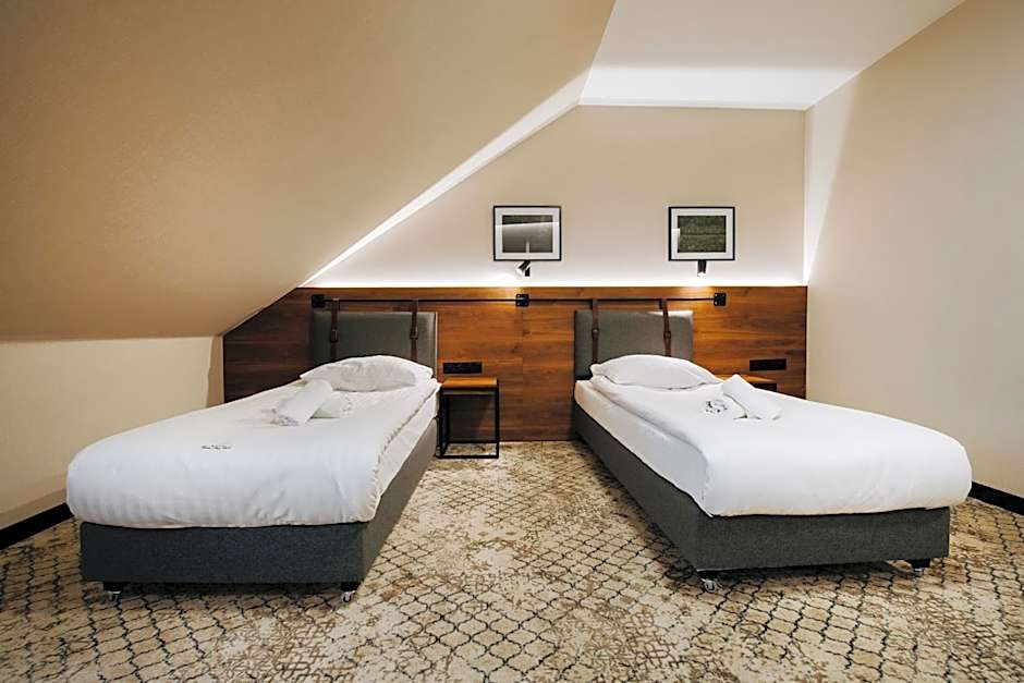 Hotel Cztery Pory Roku