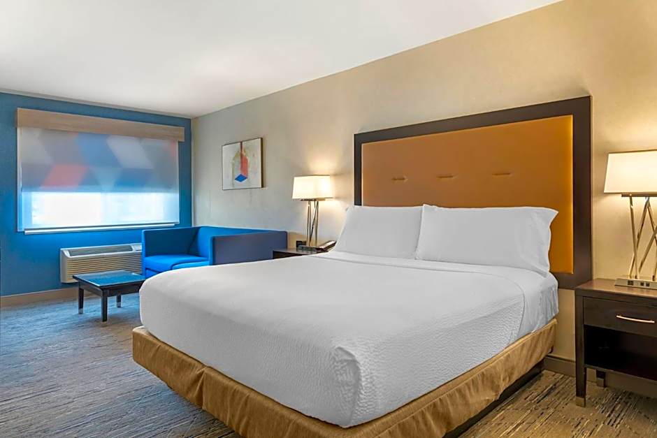 Holiday Inn Express Colton By IHG