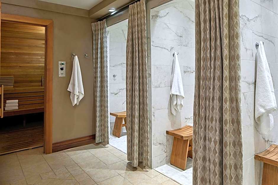The Del Monte Lodge Renaissance by Marriott Rochester Hotel & Spa