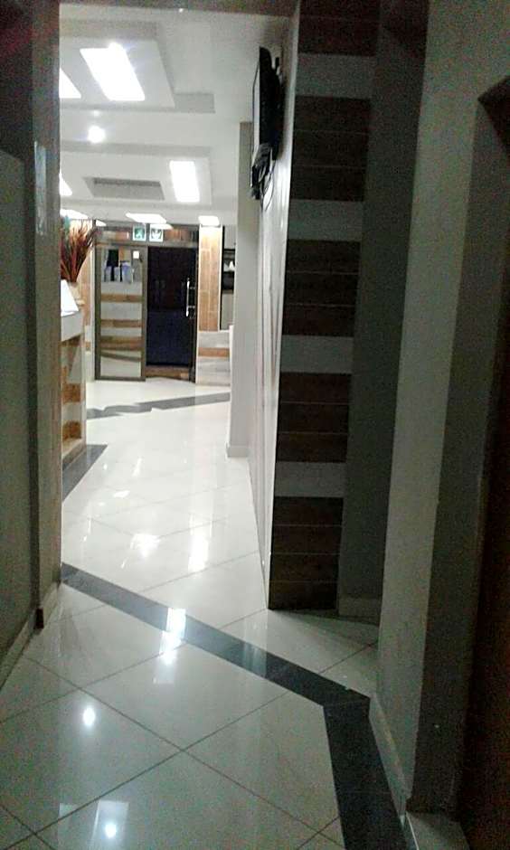 Central Lodge Hotels