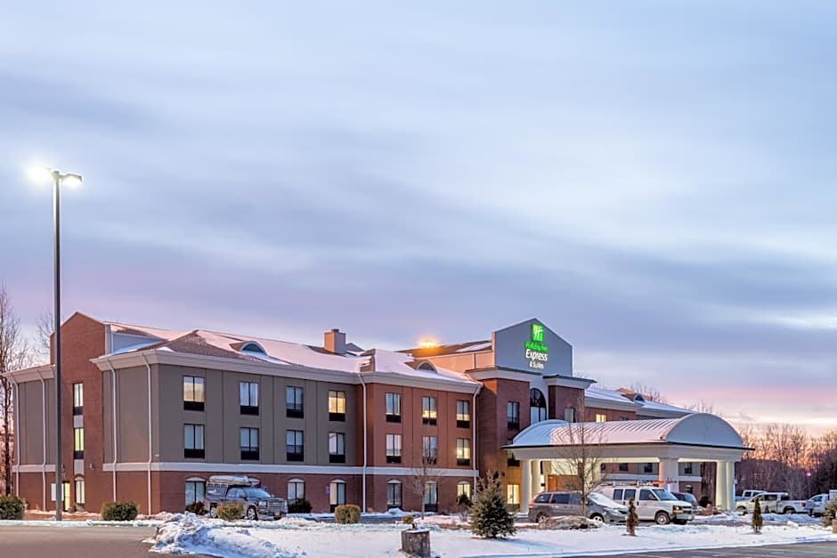 Holiday Inn Express & Suites White Haven-Lake Harmony By IHG