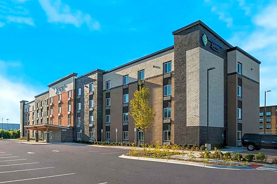 WoodSpring Suites Detroit Sterling Heights