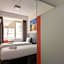 easyHotel The Hague City Centre