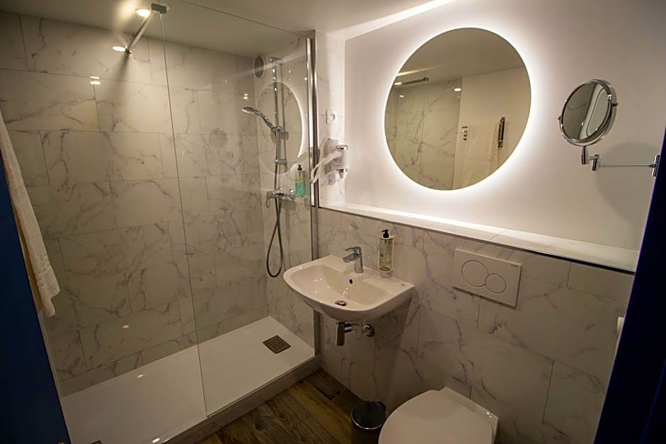 Hotel RBX - Roubaix Centre