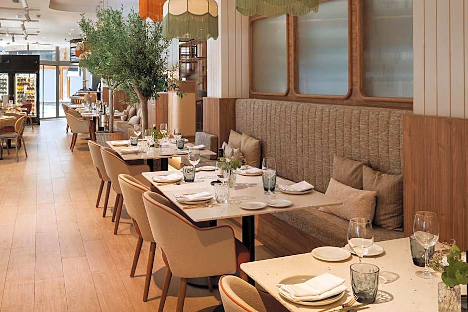 Catalonia Excelsior Hotel